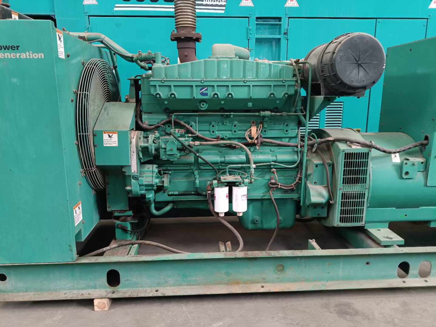 古城过载会对 600kW 柴油发电机组造成哪些损害？